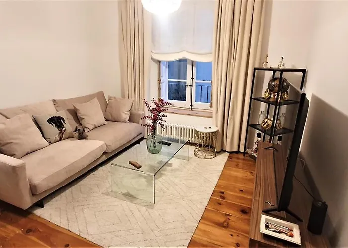 Sarasate Luxury By Clabao
